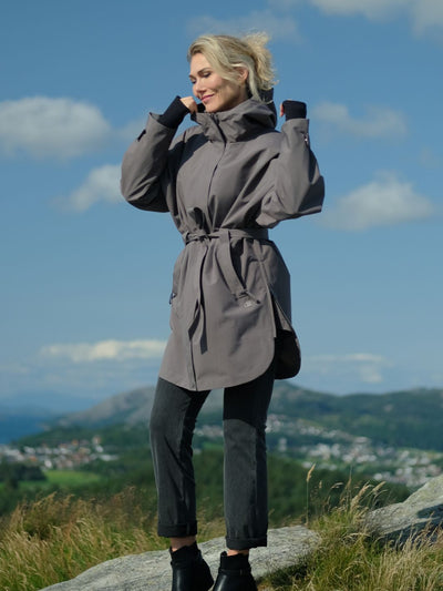Lule The Wide Jacket Coffee