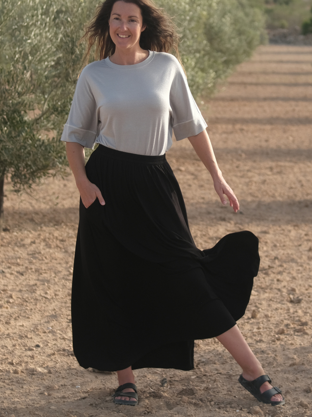 Flowy MAXI skirt Black