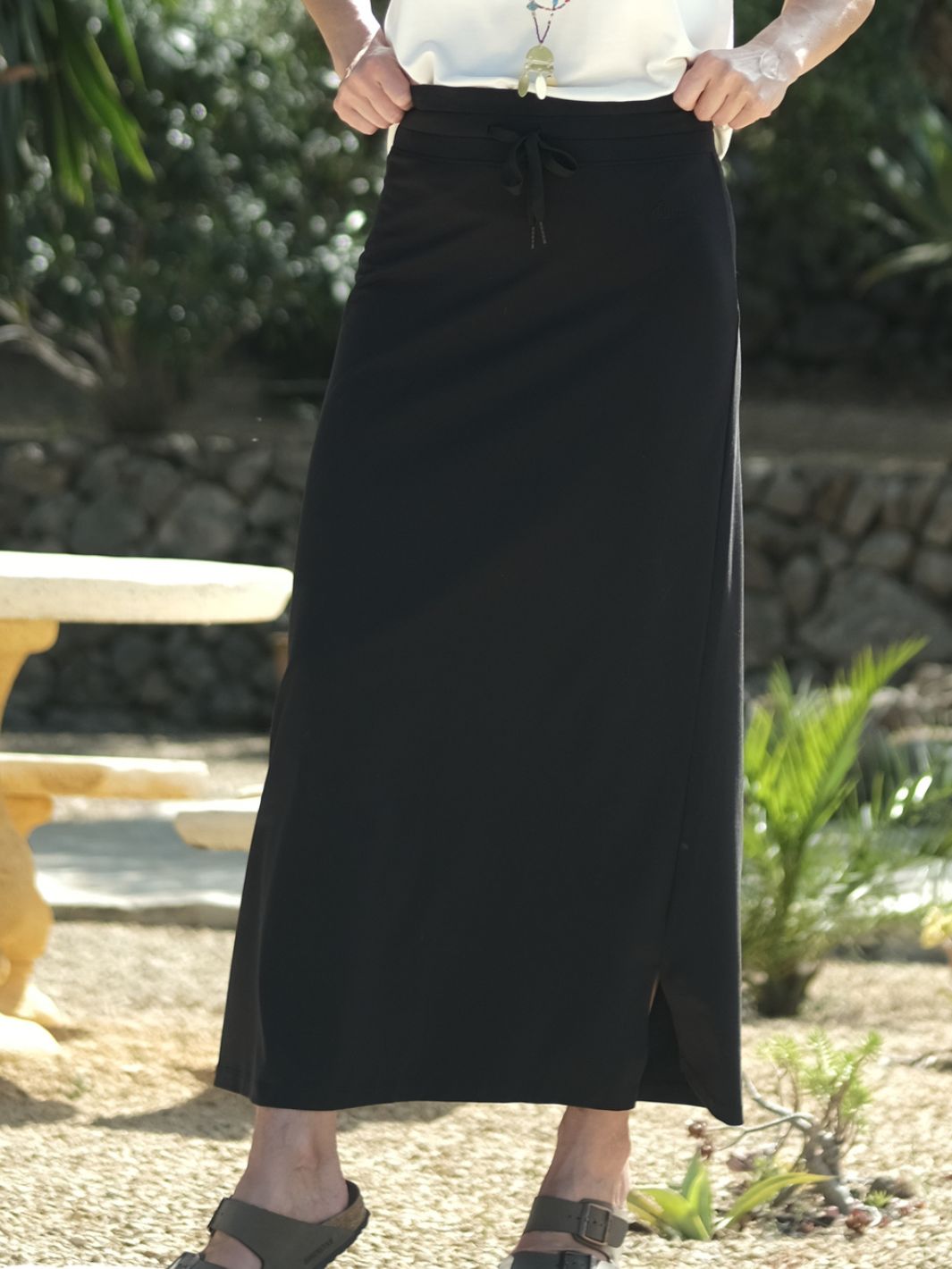 Easy MAXI skirt Black – Heart of Lule EU